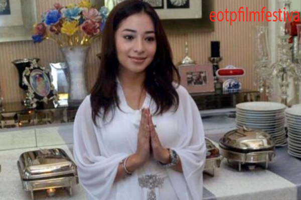 Nikita Willy Artis